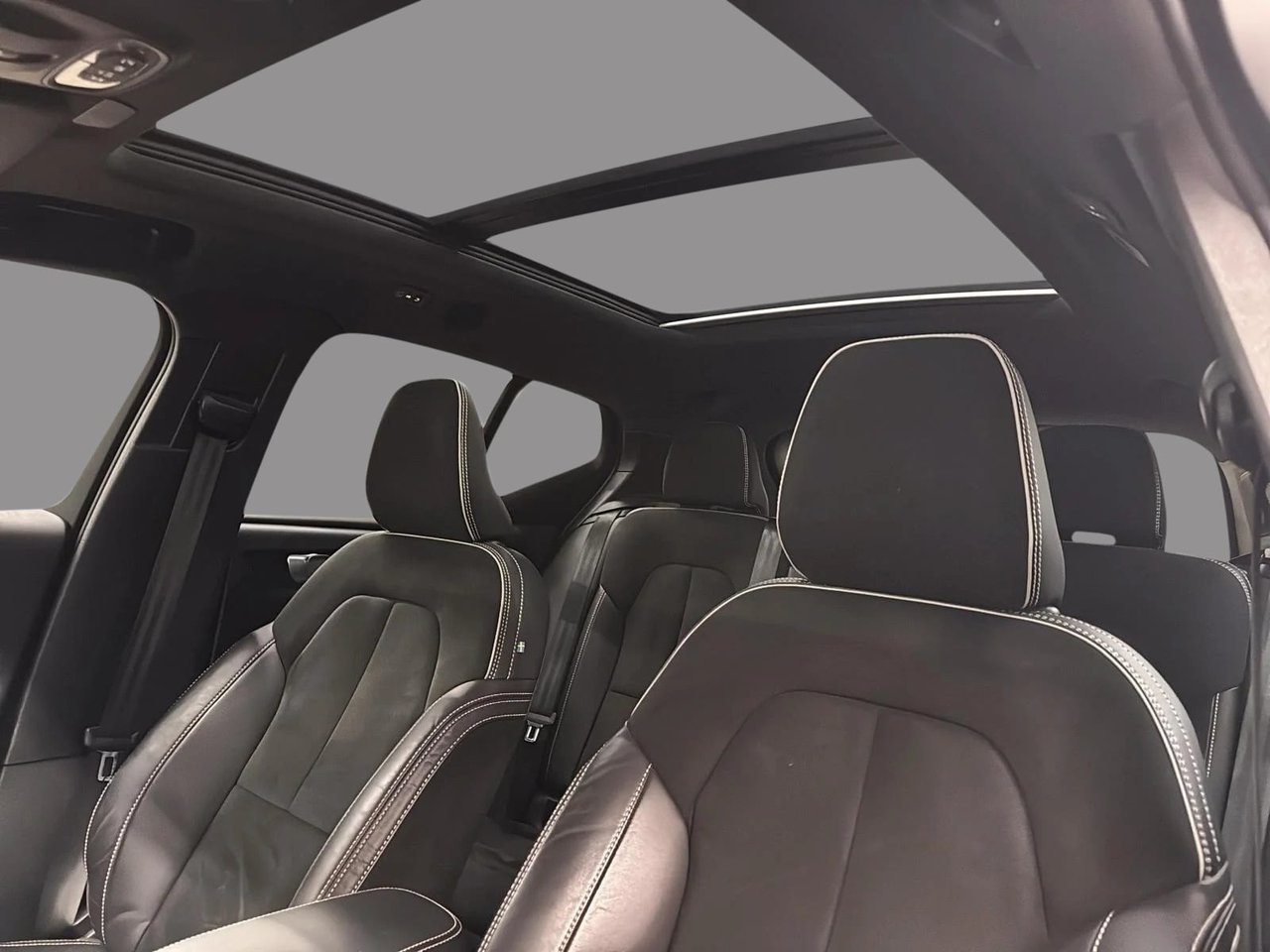 Volvo XC40 T5 R-DESIGN AWD // POLESTAR 2022-9