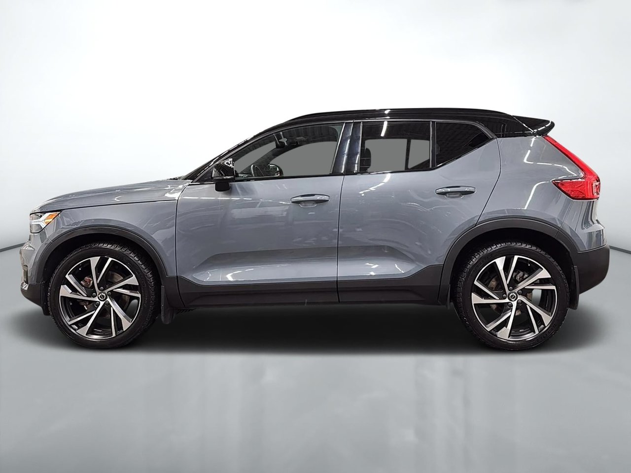 Volvo XC40 T5 R-DESIGN AWD // POLESTAR 2022-7