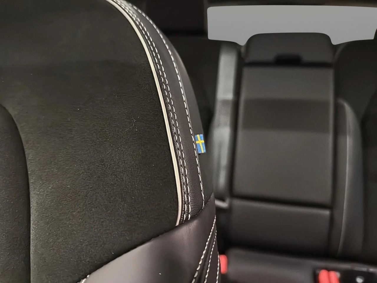 Volvo XC40 T5 R-DESIGN AWD // POLESTAR 2022-10