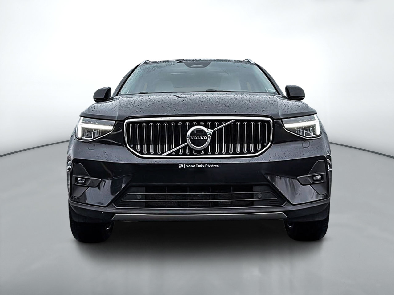 Volvo XC40 B5 PLUS AWD 2023-1
