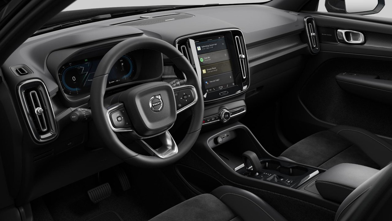 2024 Volvo XC40 Ultimate Dark Theme-7