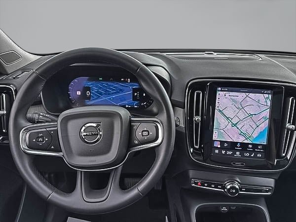 2024 Volvo XC40 B5 ULTIMATE AWD DARK THEME-14