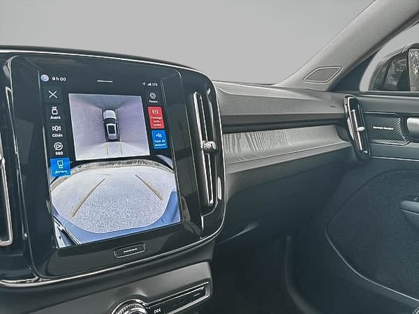 2024 Volvo XC40 B5 ULTIMATE AWD DARK THEME-17