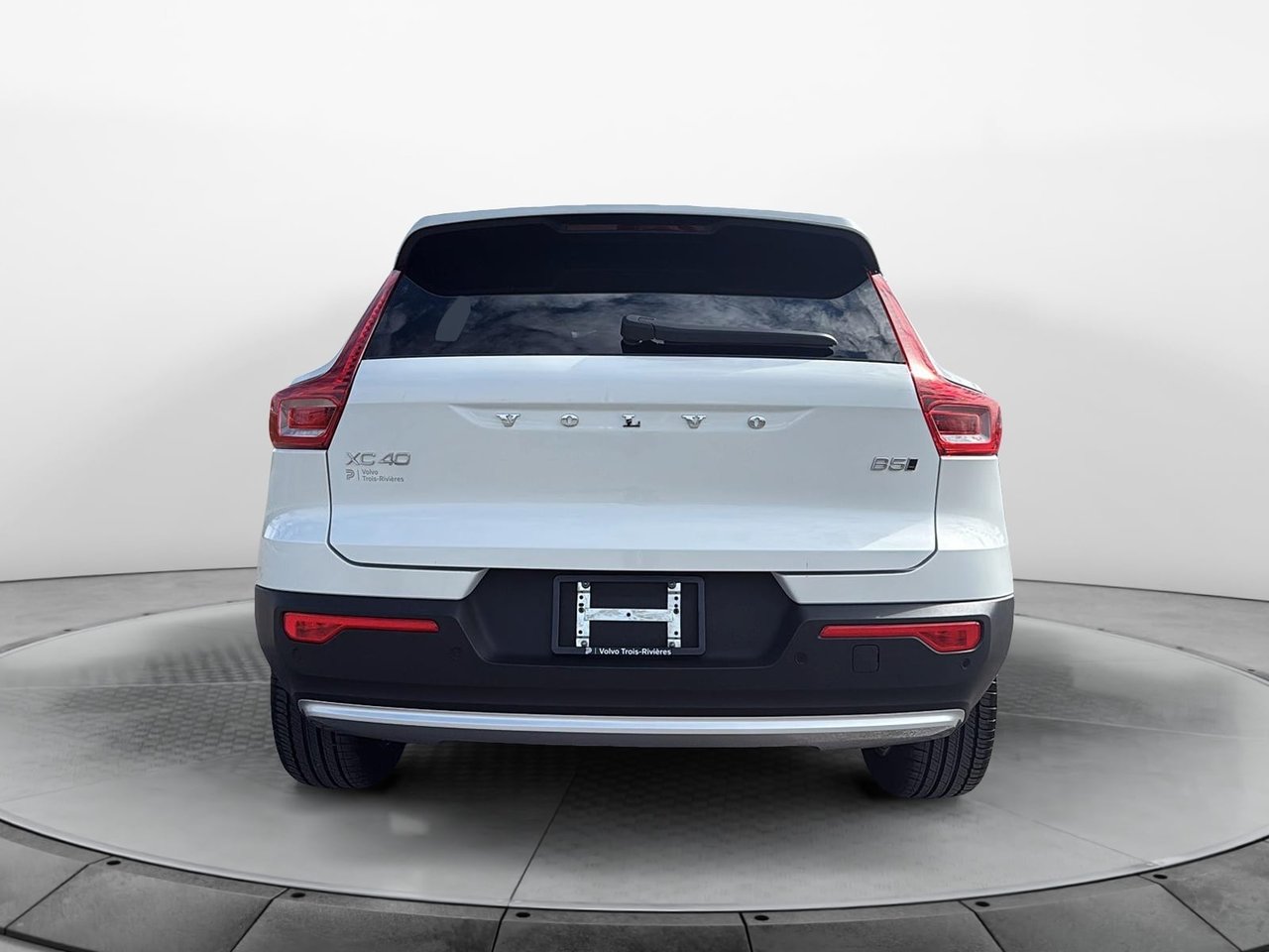 2025 Volvo XC40 B5 CORE AWD-5