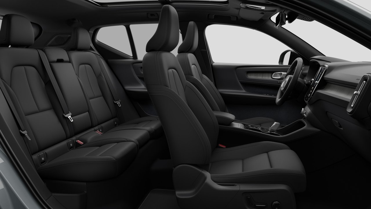 Volvo XC40 Ultra Dark Theme 2026-12