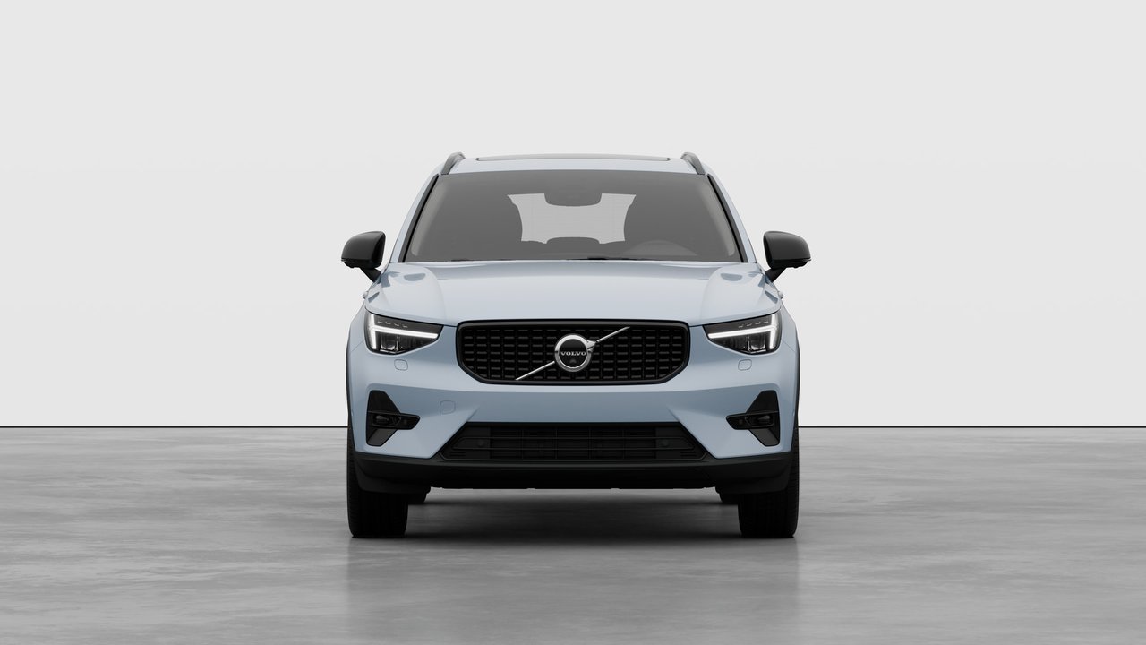 Volvo XC40 Plus Dark Theme 2026-4