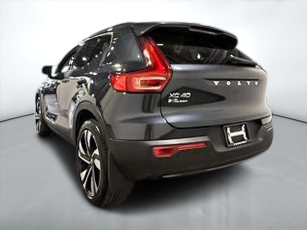 2026 Volvo XC40 B5 PLUS DARK THEME-4