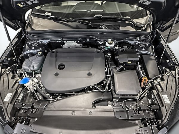 2026 Volvo XC40 B5 PLUS DARK THEME-26