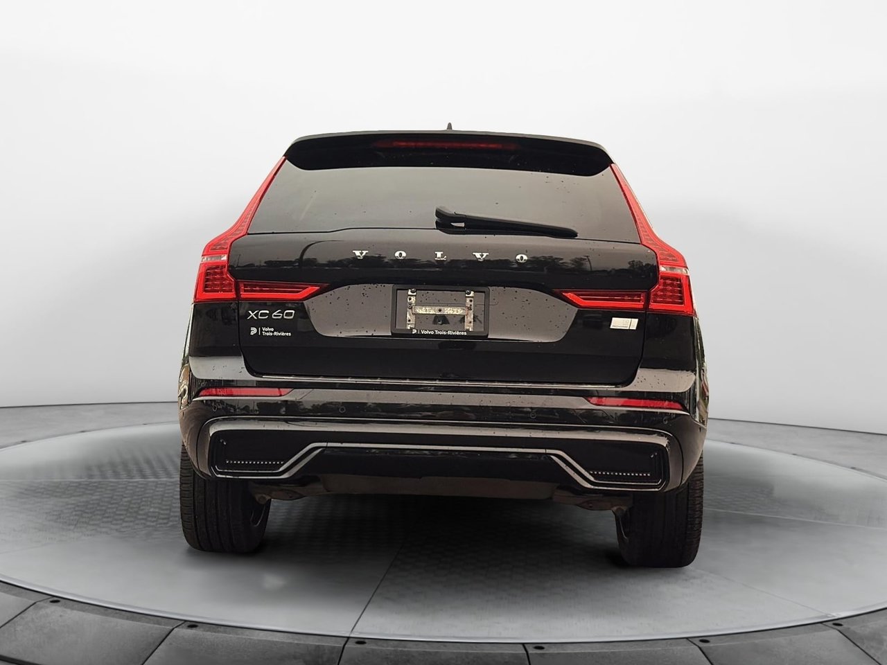 2023 Volvo XC60 Recharge T8 PLUS AWD PHEV // POLESTAR OPTIMISATION-5
