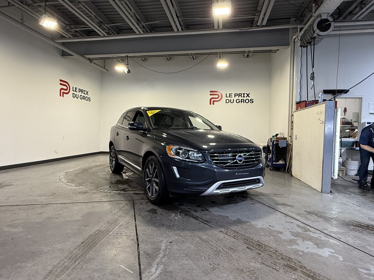 2017 Volvo XC60 T5 SPECIAL EDITION AWD-2