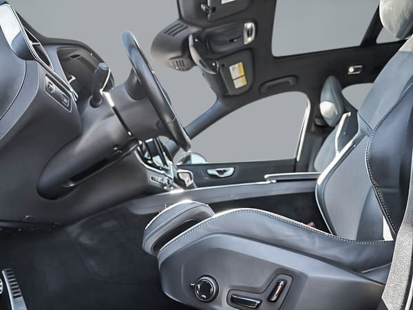 2021 Volvo XC60 T6 R-DESIGN AWD // POLESTAR-9