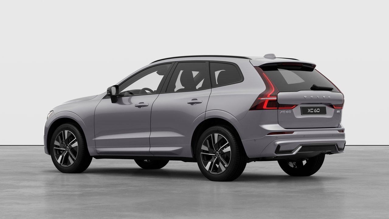 2026 Volvo XC60 Plus Dark Theme-1
