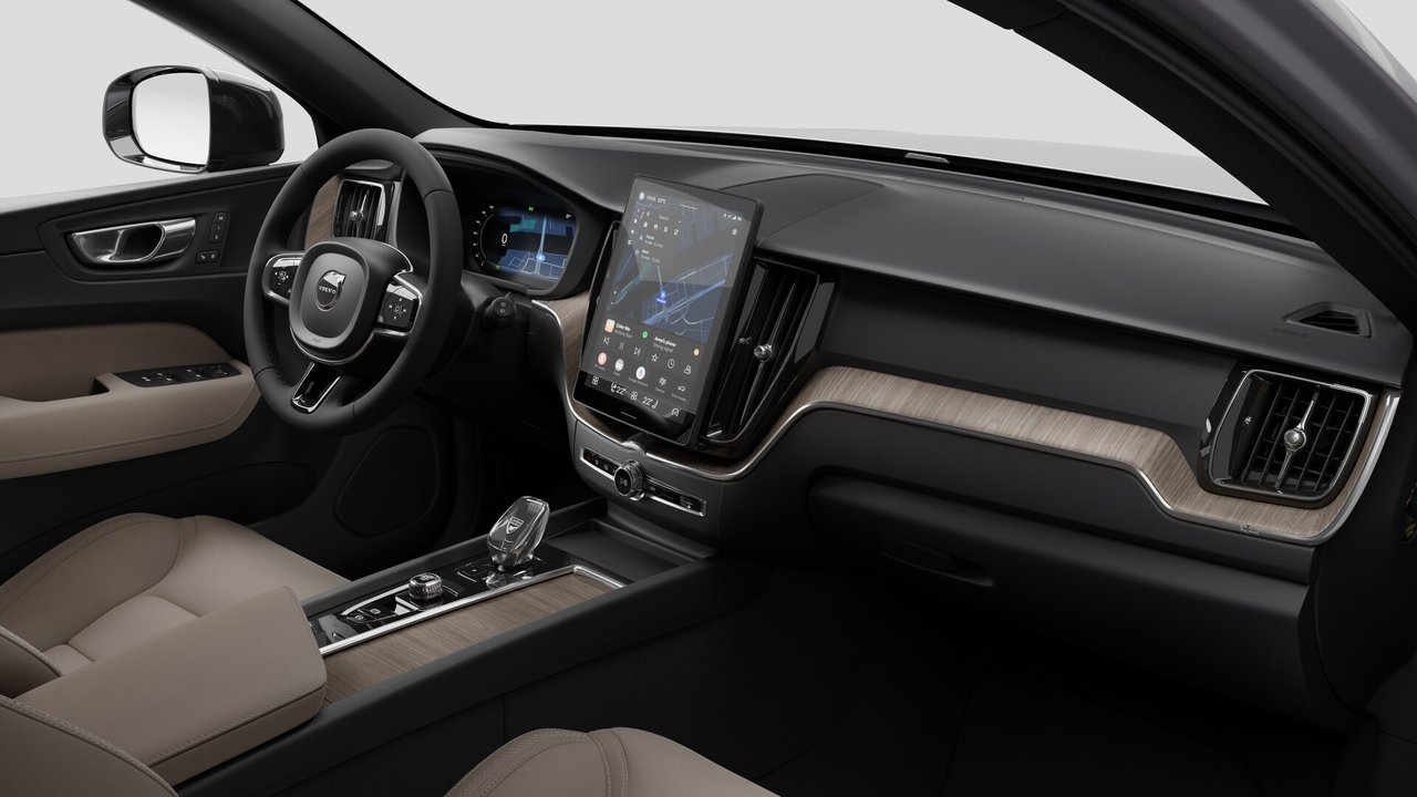 Volvo XC60 Plus Dark Theme 2026-9
