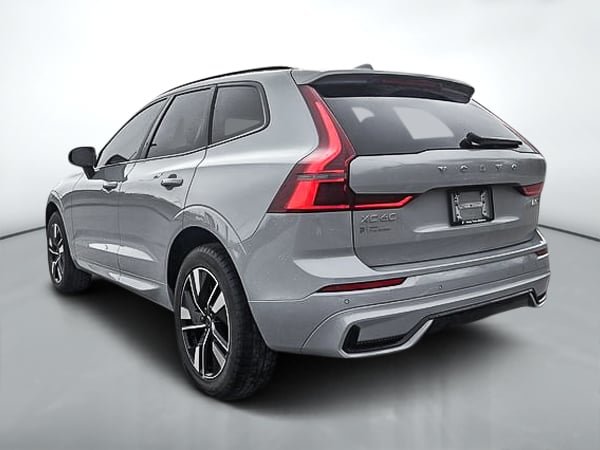 2026 Volvo XC60 B5 CORE AWD-6