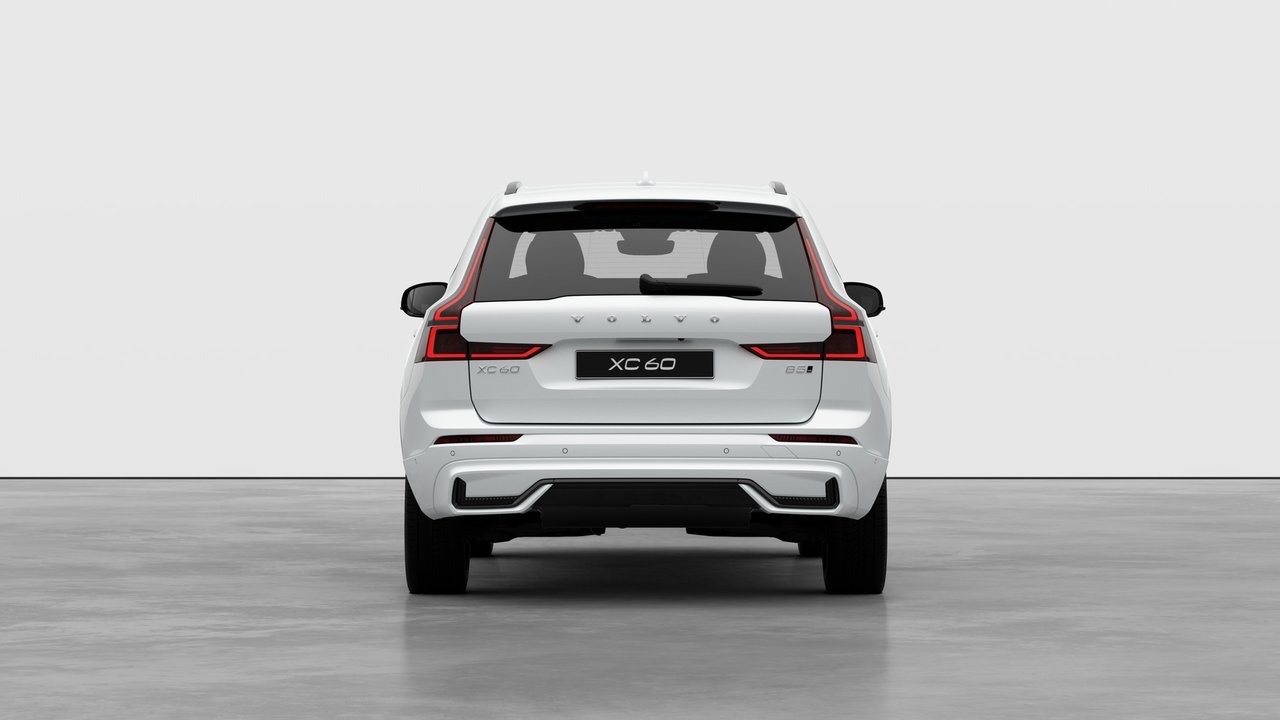 Volvo XC60 Plus Dark Theme 2027-5