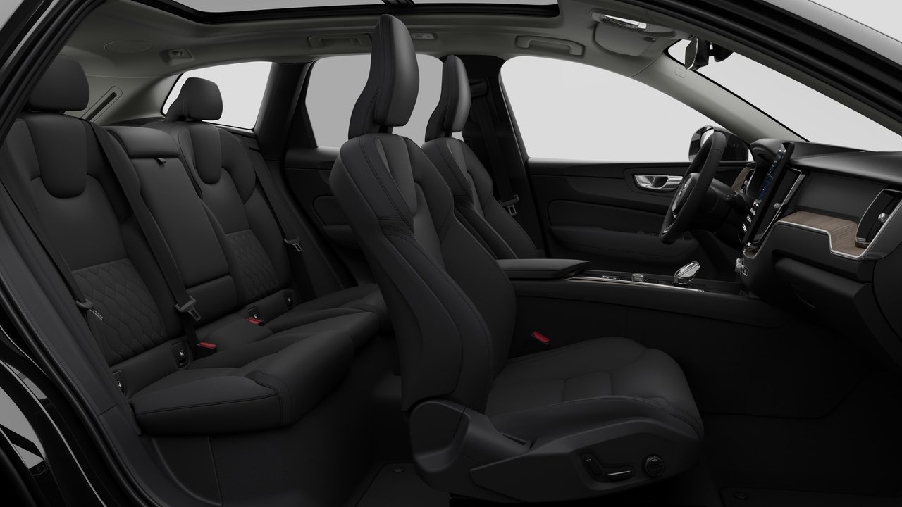 2027 Volvo XC60 Plus Dark Theme-12