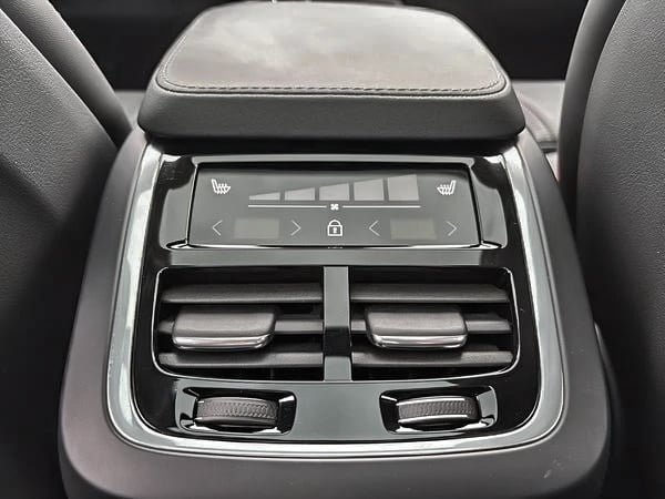 Volvo XC90 hybride rechargeable XC90 T8 ULTRA AWD 2025-11