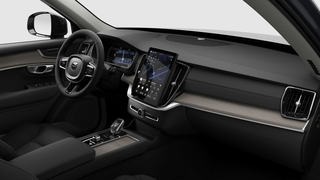 2026 Volvo XC90 Plug-In Hybrid Plus Dark Theme-9