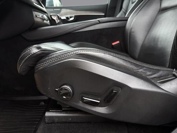 2022 Volvo XC90 T6 INSCRIPTION AWD // POLESTAR-12