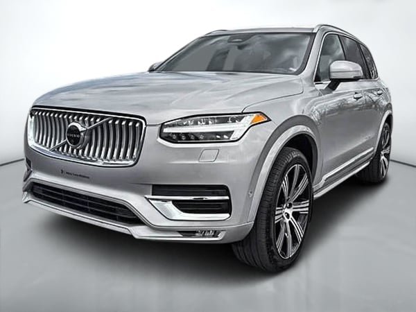 2025 Volvo XC90 B6 ULTRA AWD // 7 PLACES-2