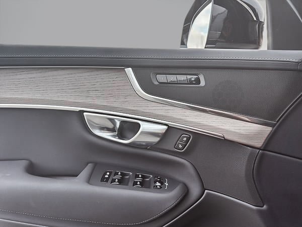 Volvo XC90 B6 CORE AWD // 7 PLACES 2026-11