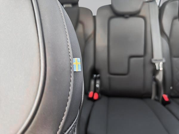 Volvo XC90 B6 CORE AWD // 7 PLACES 2026-12