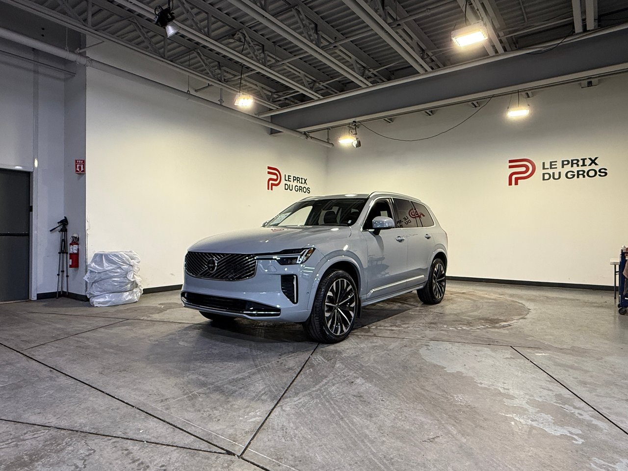 2026 Volvo XC90 B6 ULTRA AWD // 7 PLACES-0
