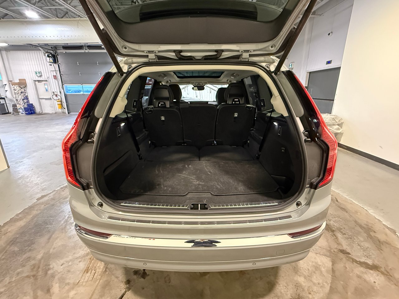 2026 Volvo XC90 B6 ULTRA AWD // 7 PLACES-26
