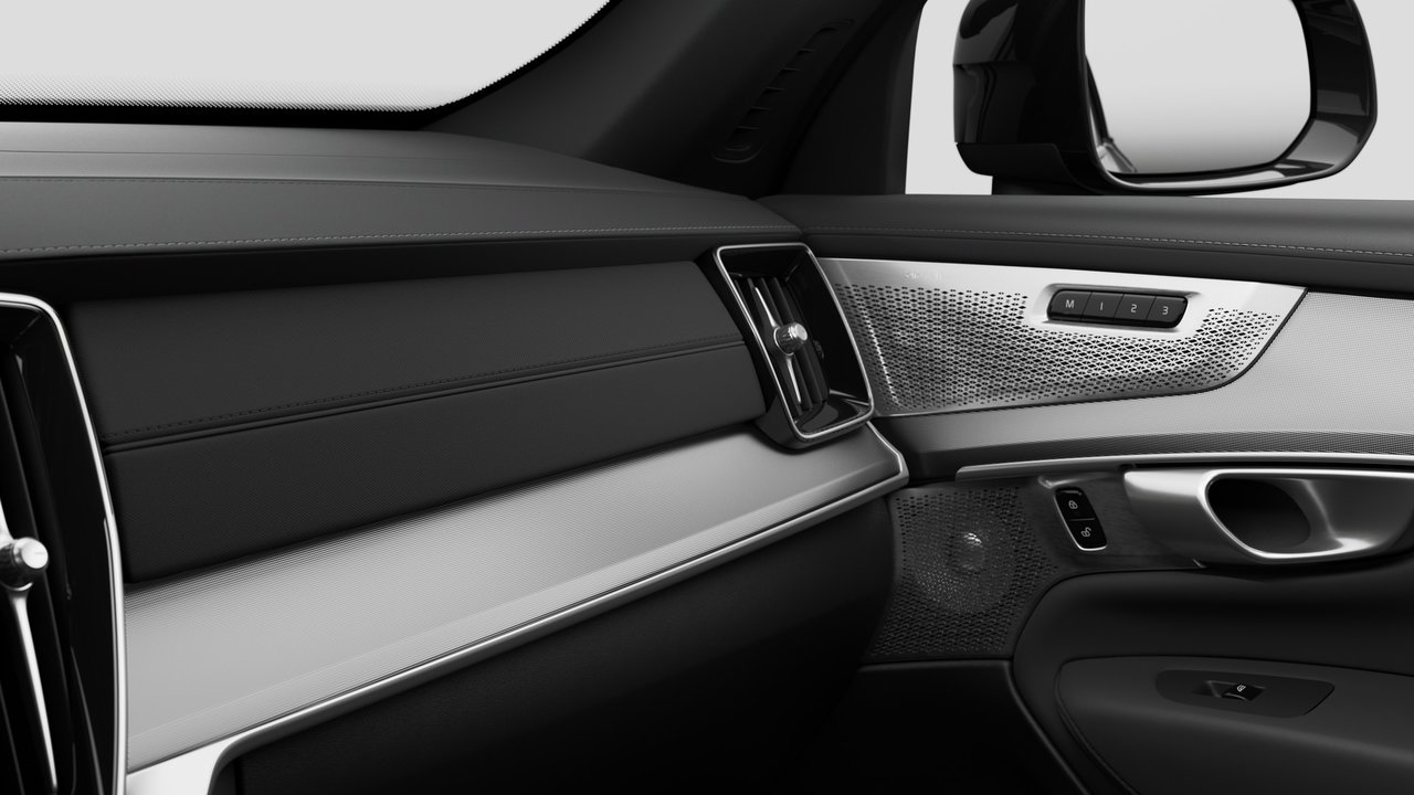Volvo XC90 Ultra Black Edition 2027-8
