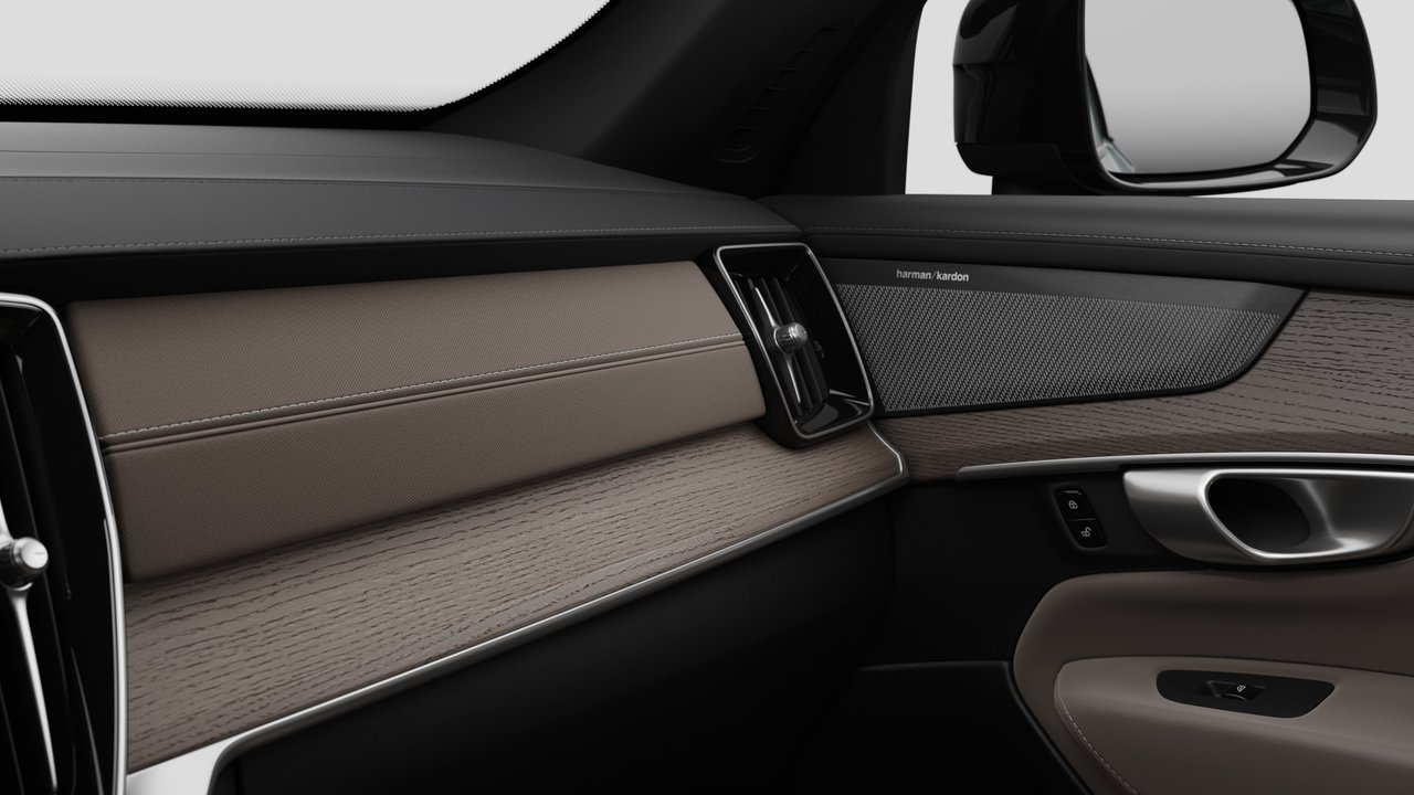 Volvo XC90 Plus Dark Theme 2027-8