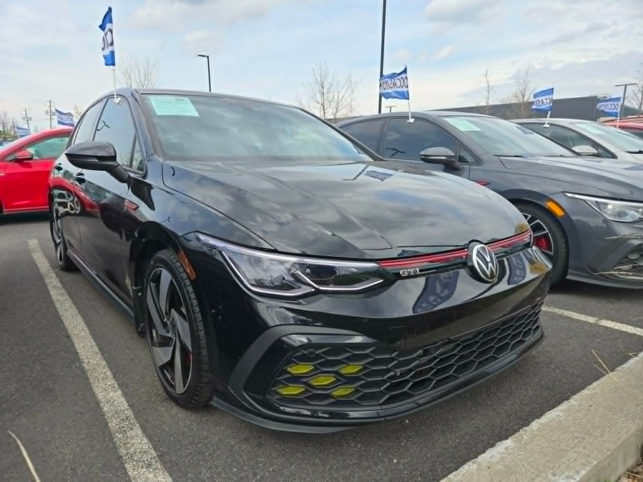Volkswagen Golf GTI 2.0T FWD
