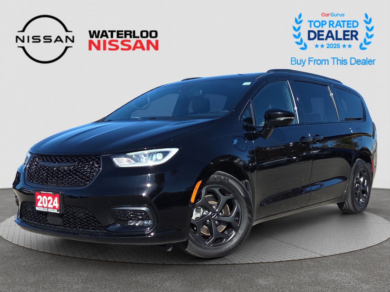 BRILLIANT BLACK CRYSTAL PEARL 2024 Chrysler Pacifica Hybrid Minivan Front-Wheel Drive
