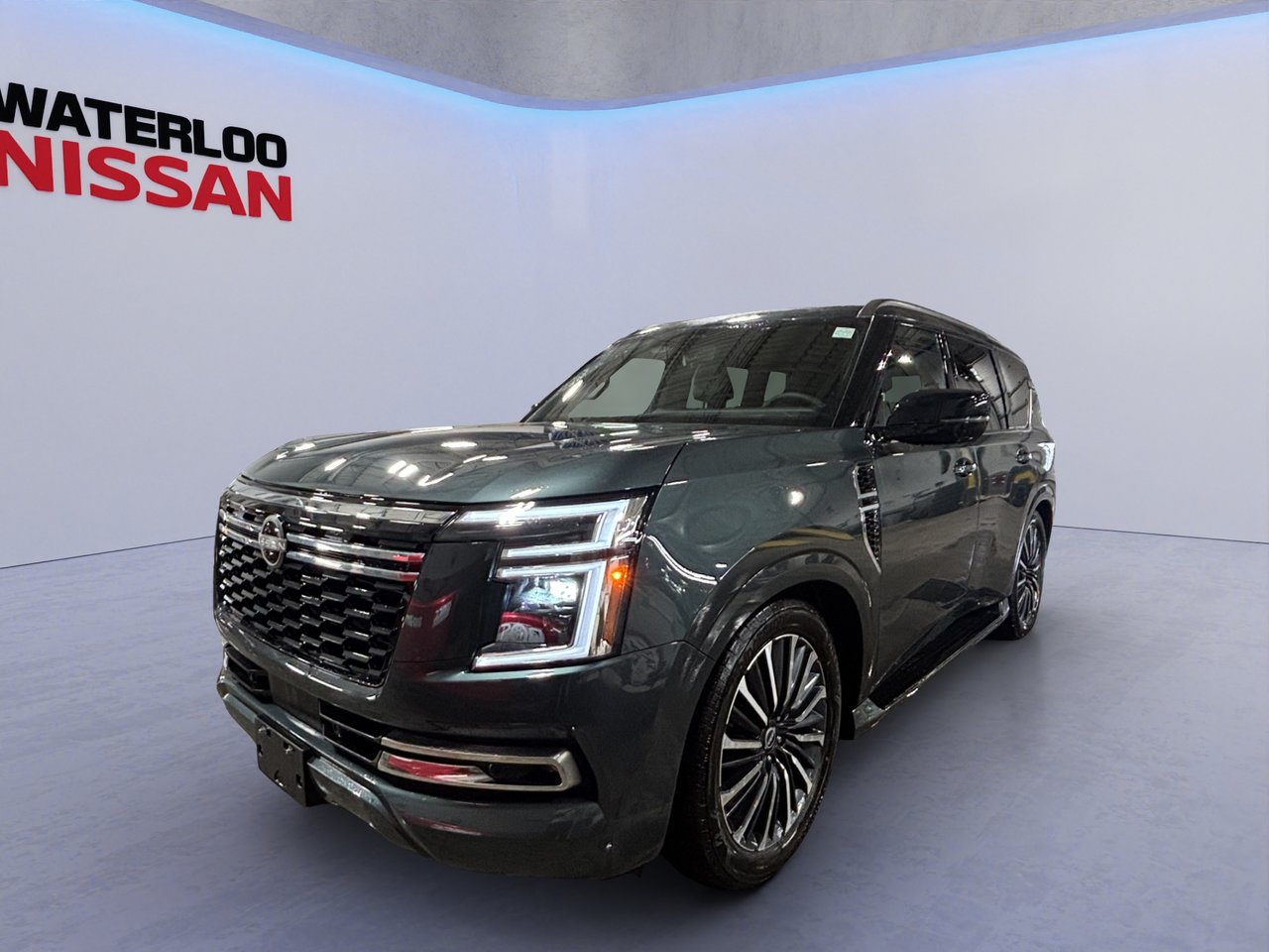 Nissan Armada Platinum Reserve 4WD 2026