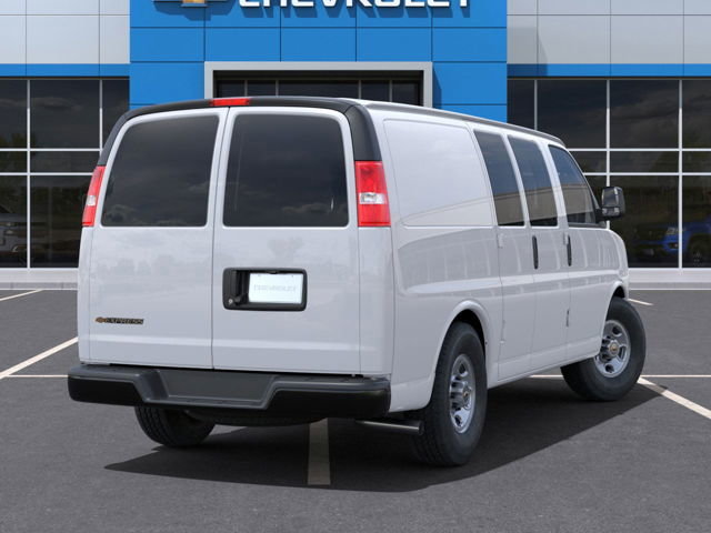 2025 Chevrolet Express Cargo Van photo 4