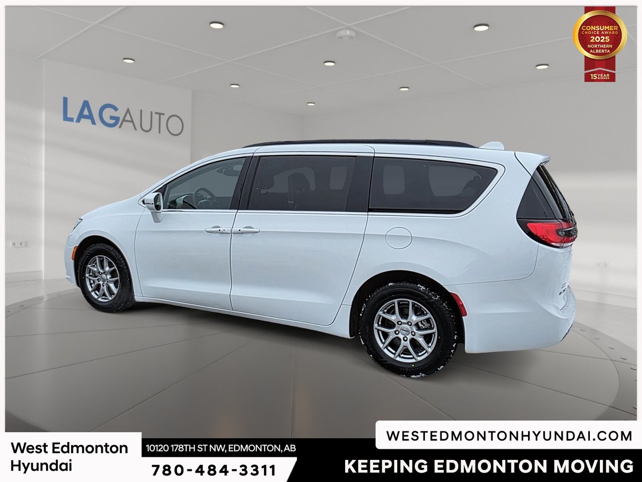 2022 Chrysler Pacifica Touring-5