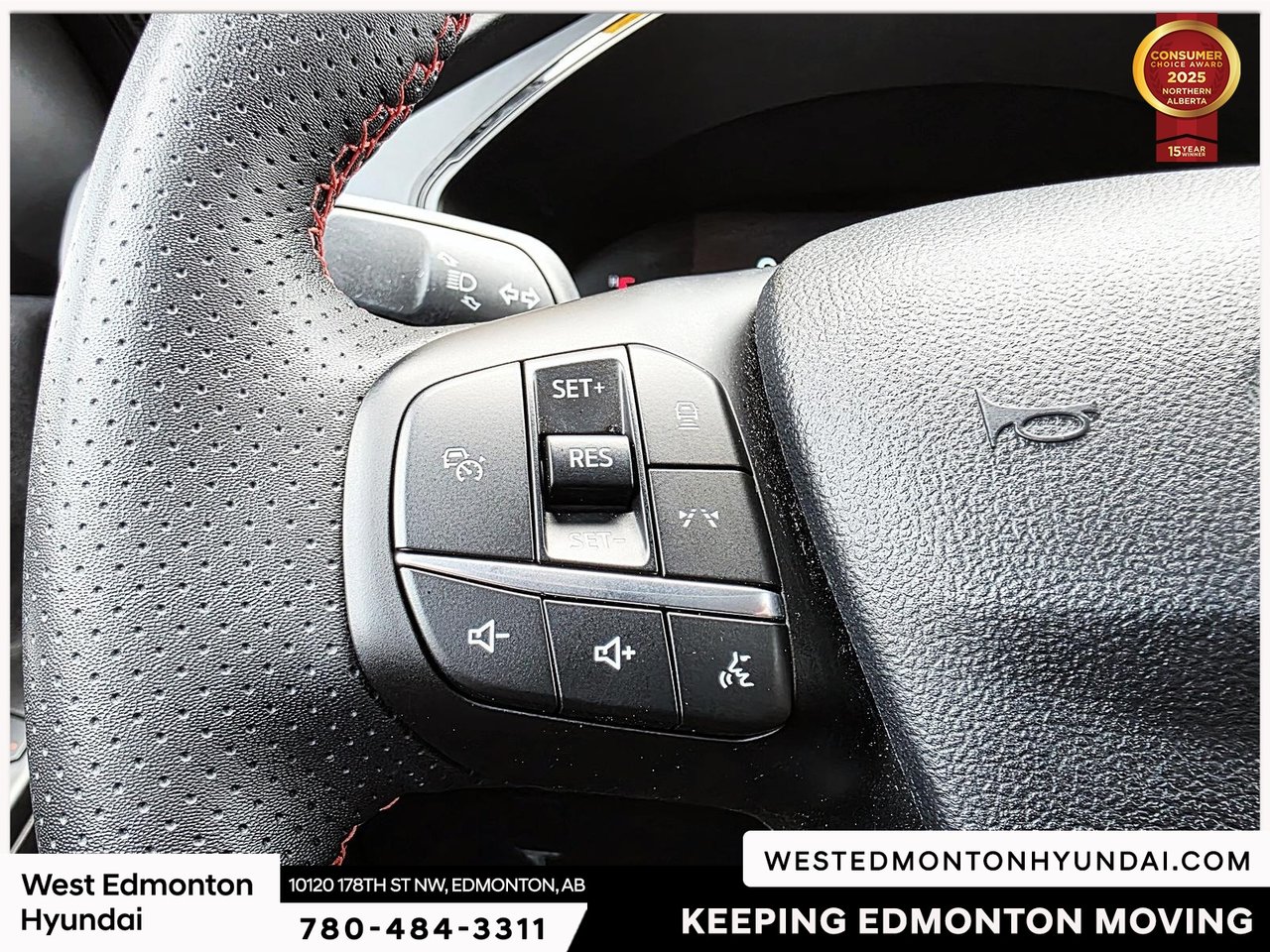 2024 Ford Escape ST-Line-14
