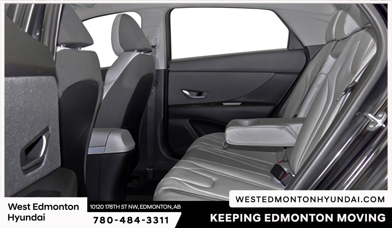 2026 Hyundai Elantra Hybrid Luxury Two-Tone Interior-3
