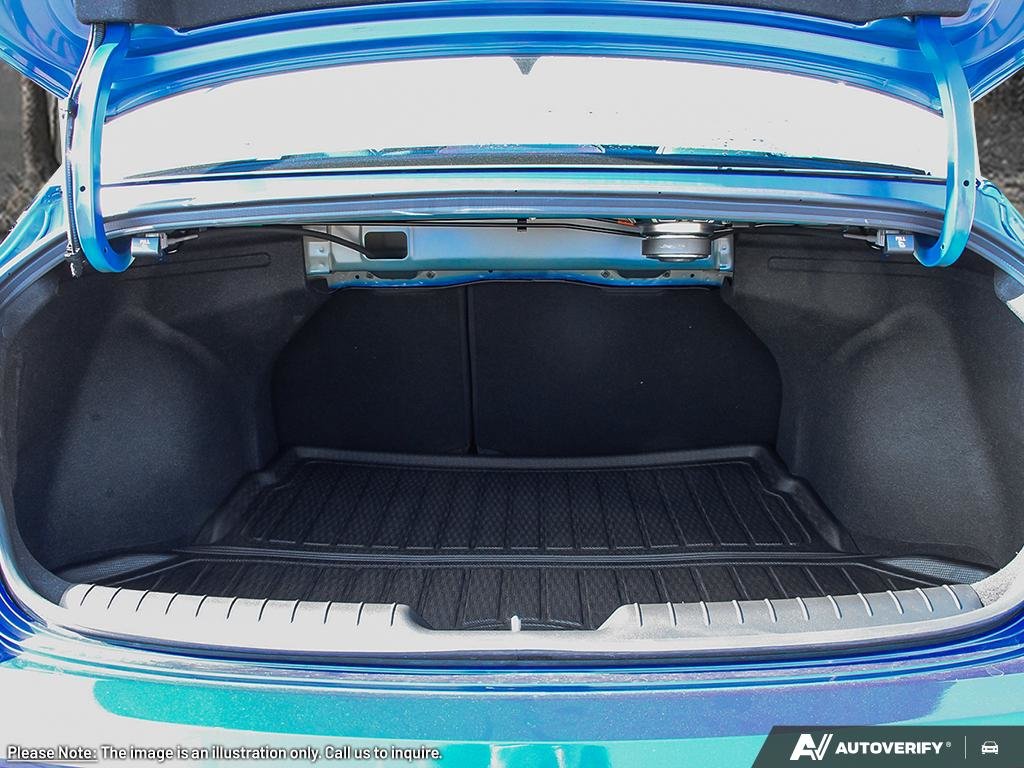 2026 Hyundai Elantra Luxury-6