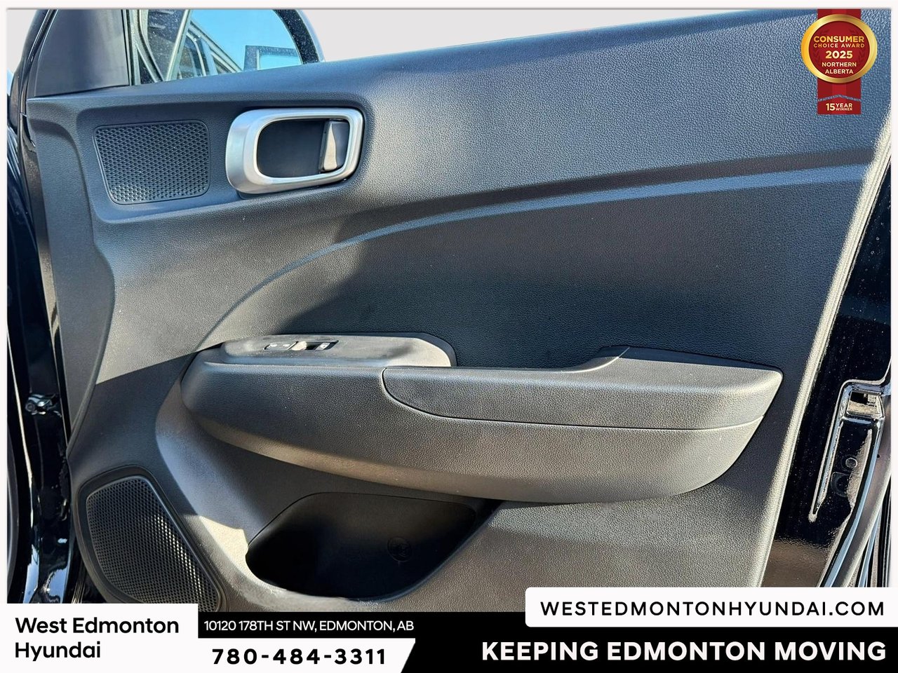 2025 Hyundai Venue Essential-17