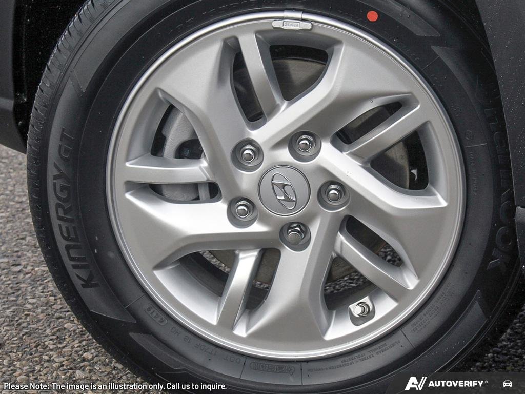 2026 Hyundai Venue Preferred Two-tone-7