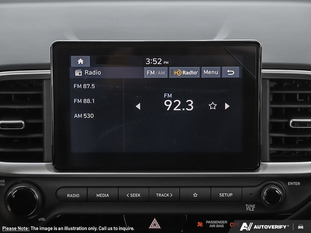 2026 Hyundai Venue Preferred Two-tone-17