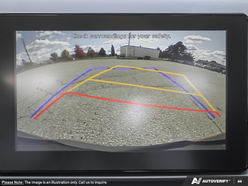 2026 Hyundai Venue Essential Two-tone-19