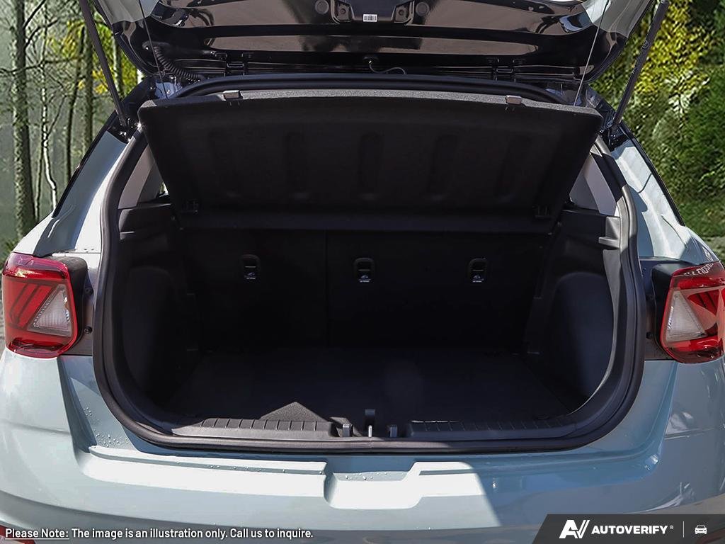 2026 Hyundai Venue Essential Two-tone-6