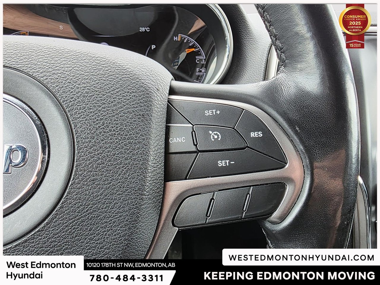 2019 Jeep Grand Cherokee Laredo E-14