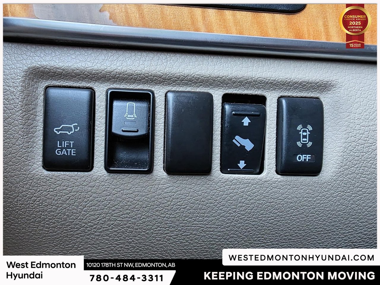 2015 Nissan Armada Platinum-24