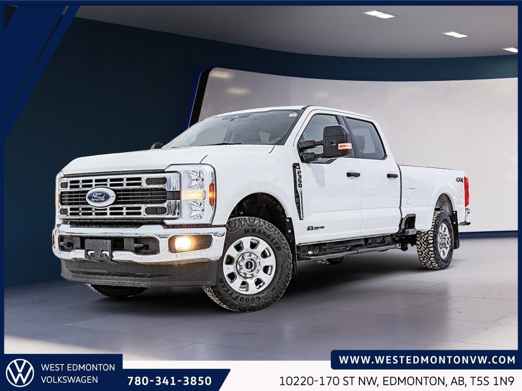2024 Ford F-350 Super Duty XLT Crew Cab 4WD