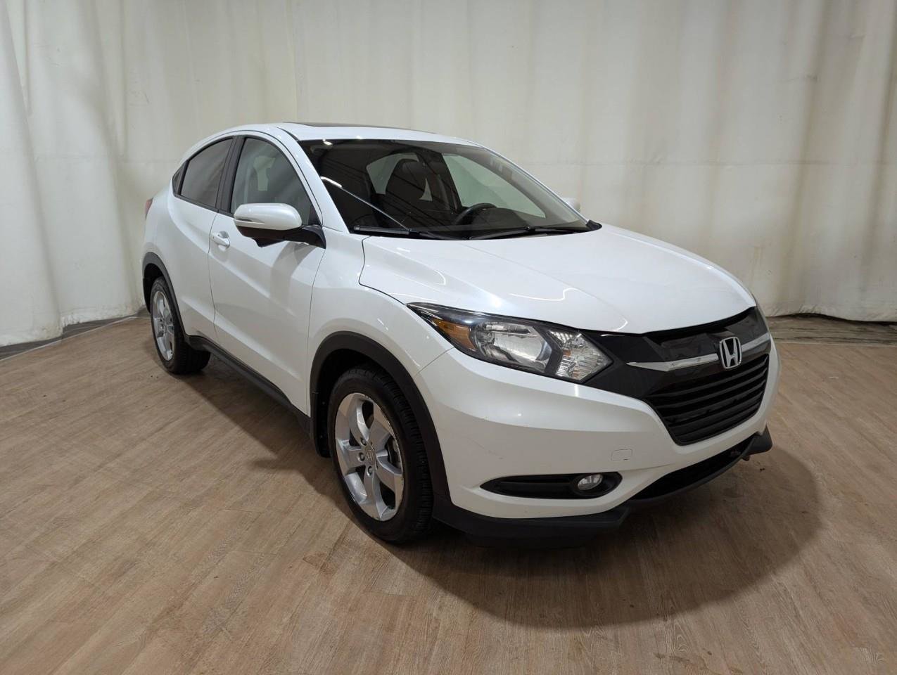 White 2016 Honda HR-V SUV / Crossover All-Wheel Drive Continuously Variable Transmission