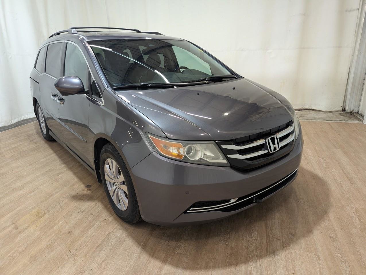 Gray 2014 Honda Odyssey Minivan Front-Wheel Drive Automatic