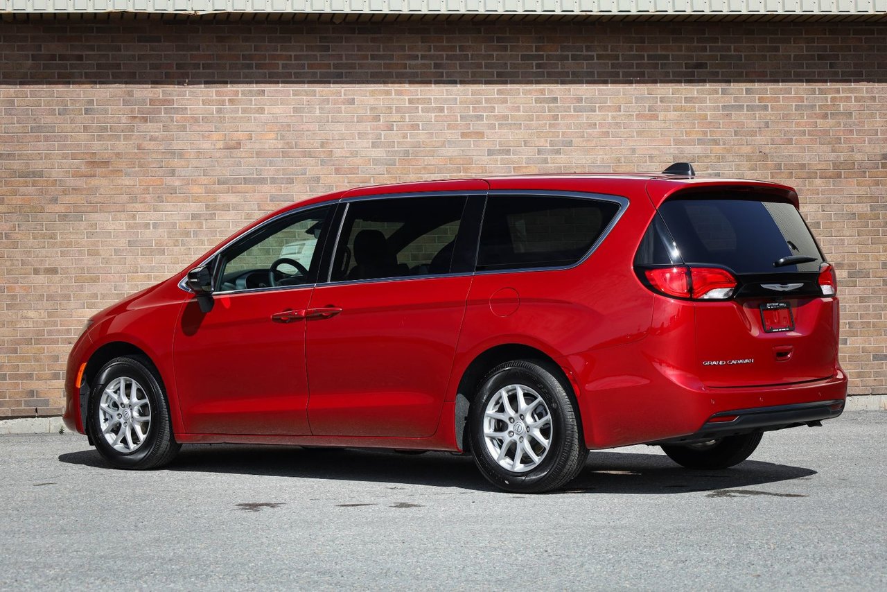 2026 Chrysler Grand Caravan SXT-6