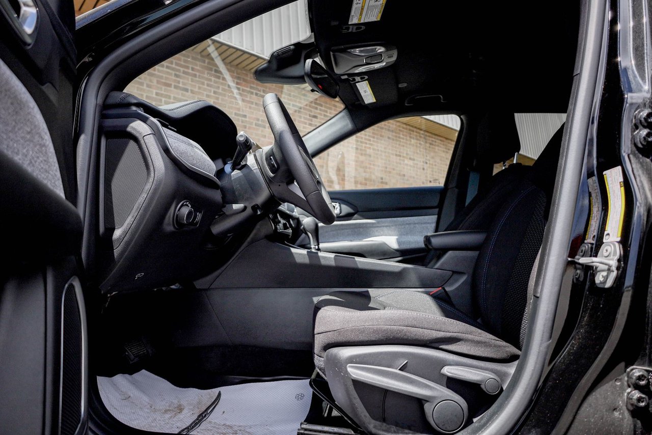 2025 Jeep Compass SPORT-9